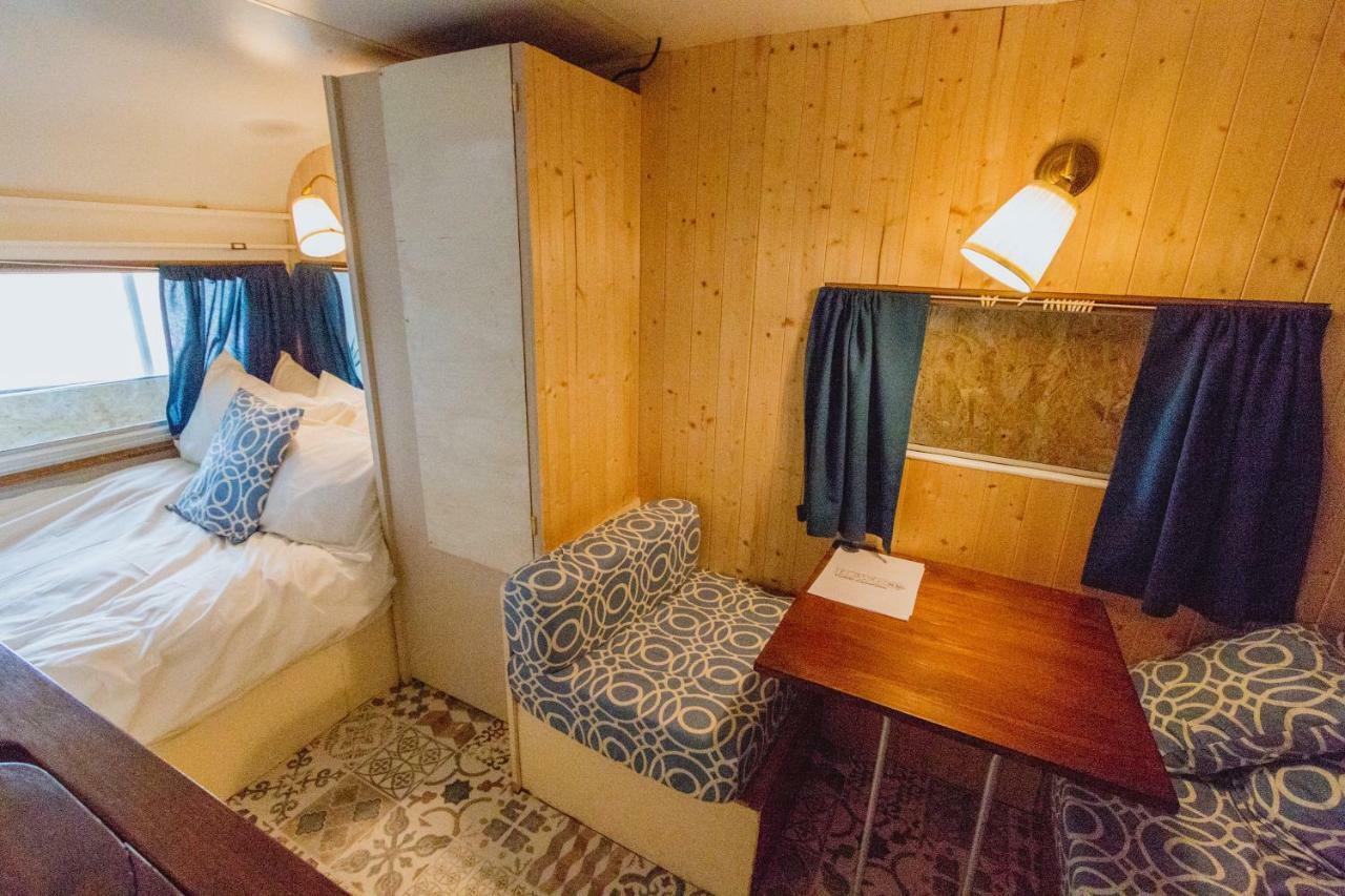 Towed Town Camping Бристол Екстериор снимка